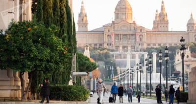 Ливни смывают города Каталонии, наводение коснулось и Мадрида - видео