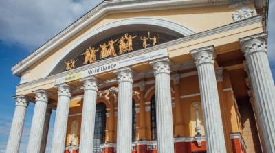 Школьники и студенты Карелии получат деньги на посещение музеев и театров