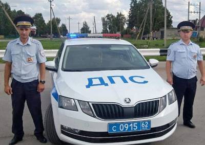 В Михайловском районе сотрудники ГИБДД помогли спасти задыхающегося ребенка