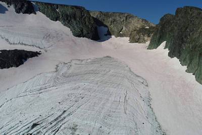 Российские ученые с помощью плохой погоды определили границы ледника Иган