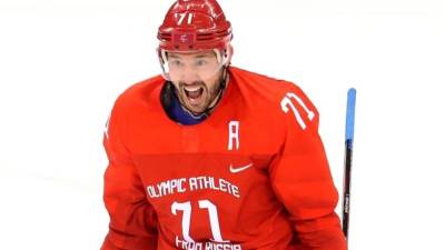 Агент Ковальчука назвал переход хоккеиста в «Салават Юлаев» слухами