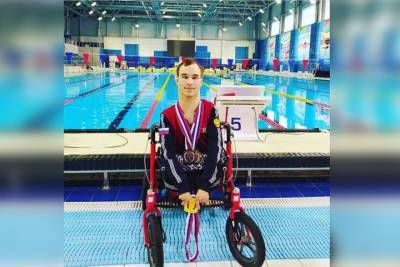 Пловец из Петербурга завоевал третью бронзу на Паралимпийских играх в Японии
