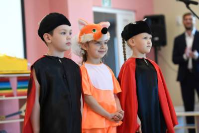 Дрозденко – о новых детских садах в Мурино и Буграх: За них не стыдно!