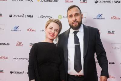 Супруг Валерии Гай Германики обозвал журналиста «псом»