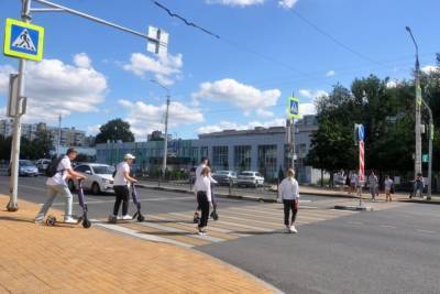 К 1 сентября в Белгородской области отремонтировали дороги у школ и детсадов