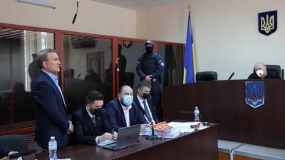 Суд в Киеве продлил домашний арест Медведчука до 31 октября