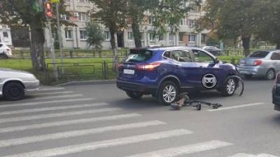 На улице Пушкина человек на электросамокате попал в ДТП