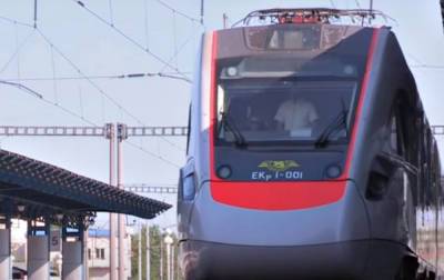 Отмена поездов и повышение цен: стало известно, что ожидает "Укрзализныцю" в будущем