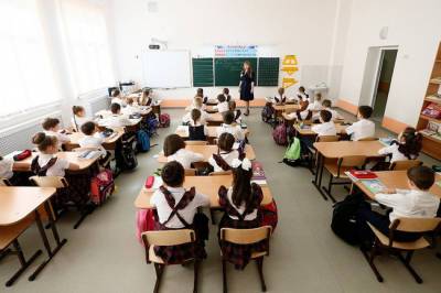 В школах ЯНАО появятся советники по воспитанию