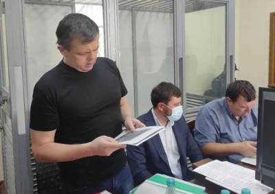 Вызывали скорую из-за кровотечения: голодающему Семенченко стало плохо во время заседания суда