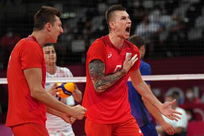 Российские волейболисты проиграли в стартовом матче чемпионата Европы