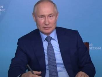 Президент Путин неодобрительным «чпоканьем» оценил развитие Дальнего Востока