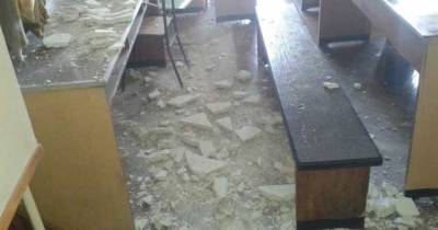 В одесском университете Мечникова во время лекции на студентов упал потолок