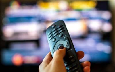 Нацсовет разразился санкциями против украинских телеканалов и радиостанций - lenta.ua - Москва - Украина - Исландия
