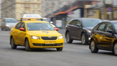 Дмитрий Пронин - Автомобили такси в Москве перевозят более миллиона пассажиров в сутки - russian.rt.com - Москва