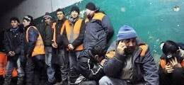 Мигрантов в Россию начнут завозить «чартерными поездами»