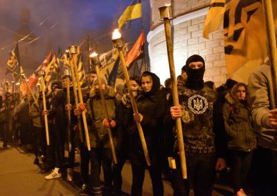В Киеве призывают страны-союзники разжигать националистическую...