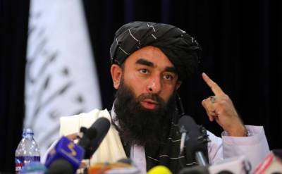 Талибы попросили признать их правительством Афганистана и дать им денег