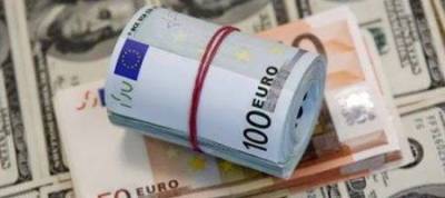 Евро продолжает восстанавливаться против доллара