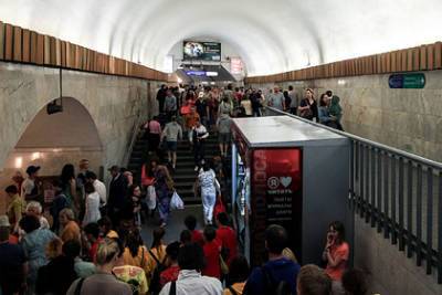 В Санкт-Петербурге затопило станцию метро