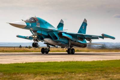 Су-34 разбомбили условные цели на учениях под Воронежем