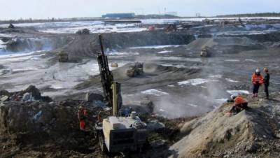 Дно все ближе: руда торгуется на отметке в 120 долларов за тонну - politeka.net - Китай - Украина