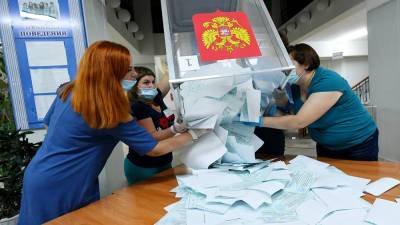 Первый день голосования в Ленобласти завершился вовремя