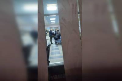 Заявившего о пропаже бюллетеней кандидата в ЗакС Петербурга избили полицейские