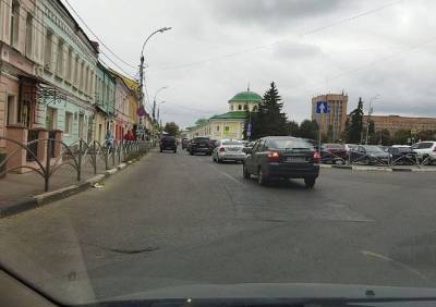 На улице Краснорядской изменилась схема движения транспорта