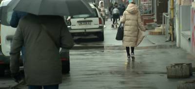 В Украине 18 сентября наступит настоящая холодная осень: дожди зальют по уши, придется греться дома