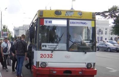 Цены на проезд в Украине "взлетели": во сколько теперь обойдется поездка, "стоимость подскочила сразу на..."