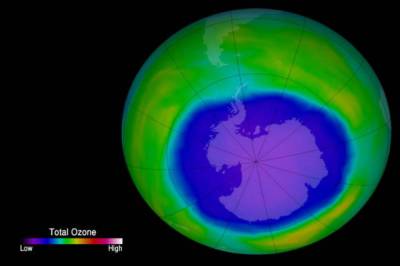Учёный: озоновая дыра над Южным полюсом не опасна для россиян