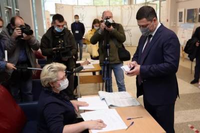 Губернатор Псковской принял участие в голосовании