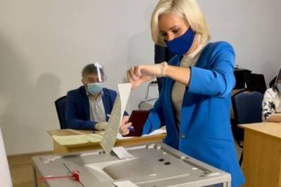 Депутат Госдумы и глава Железноводска проголосовали на выборах