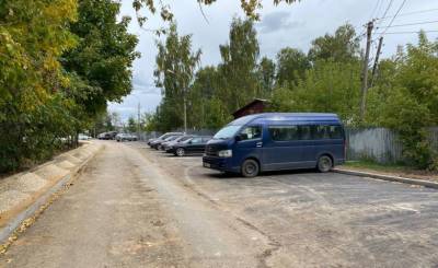 Возле детсада в Чехове и храма в Ровках заасфальтировали два парковки