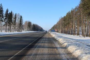 Работники дорожных служб ведут подготовку к зиме