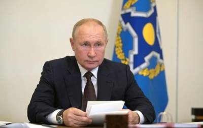 «Русская вакцина полное говно» — Путин заявил о десятках больных коронавирусом в своем окружении