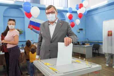 Александр Ищенко проголосовал на выборах депутатов в Госдуму