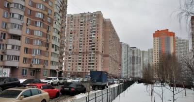 На столичных Позняках парковку на нескольких улицах сделали платной (список) - focus.ua - Украина - Киев
