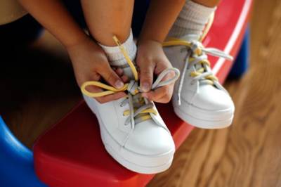 Стоит ли покупать брендовые кроссовки для ребенка?