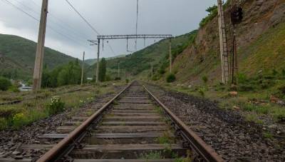 Ереван, Москва и Баку настроены разблокировать транспортные связи в регионе — Оверчук
