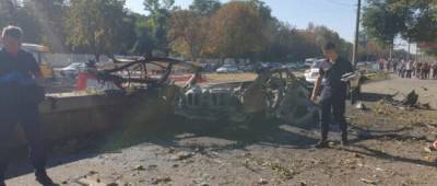 В Днепре взорвался автомобиль: погибли два человека, полиция рассматривает теракт