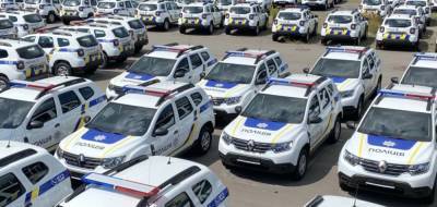 Украинские полицейские получат десятки новых автомобилей