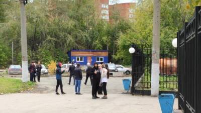 Появились первые фото и видео с места стрельбы в Перми