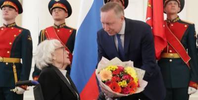 Петербуржцы получили госнаграды и поощрения от президента России
