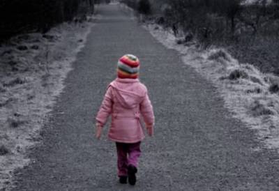 В Смоленской области росгвардейцы нашли пропавшую 3-летнюю девочку