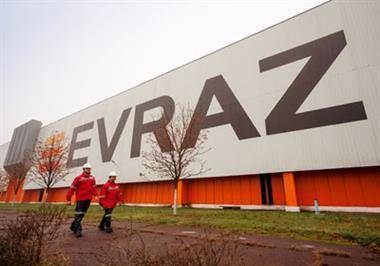 Moody's отозвало корпоративный рейтинг Evraz, повысило рейтинг долга до "Ba1" с "Ba2"