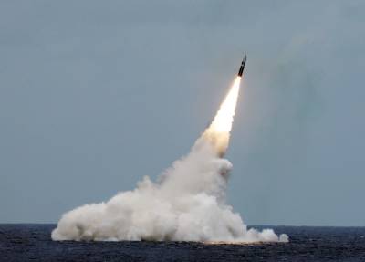 ВМФ США провели испытания баллистической ракеты Trident II над Атлантическим океаном