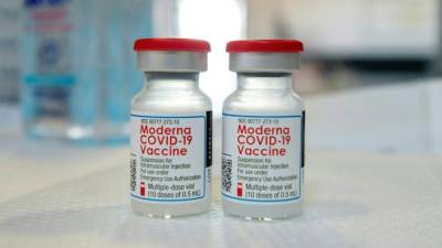 840 пациентов привили просроченной вакциной Moderna: что делать пострадавшим?