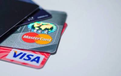 В Башкирии мужчина нашел банковскую карту и расплачивался ею в магазинах